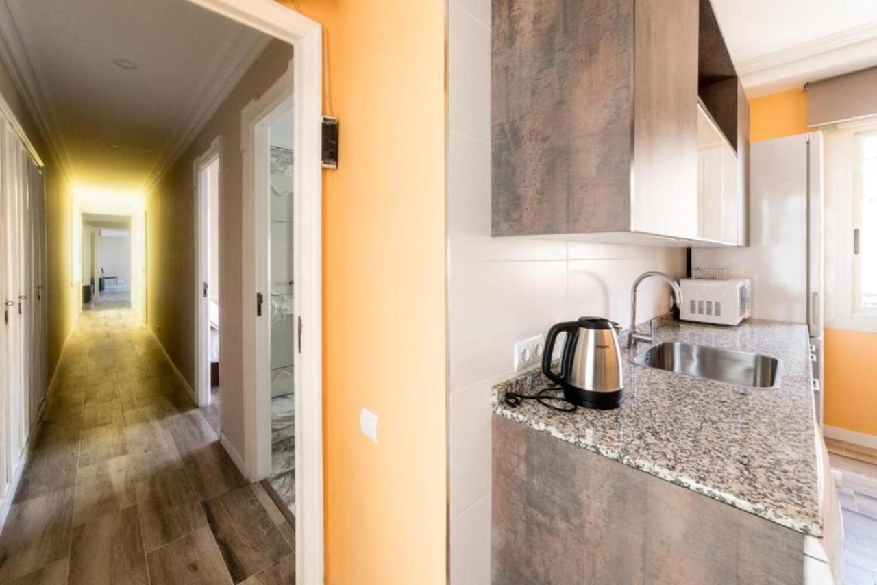 Moonkey - Apartamento El Mercado Alicante Kültér fotó